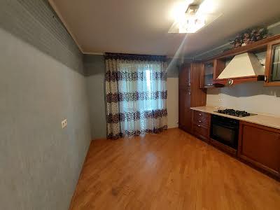 квартира за адресою Генерала Петрова вул., 49