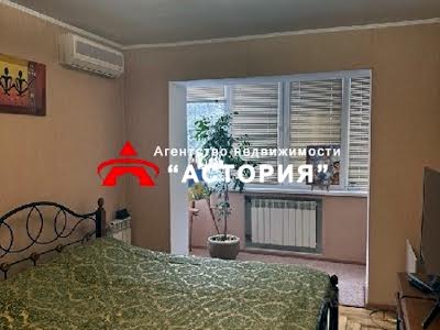 квартира за адресою Чарівна вул., 38