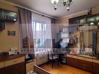 квартира за адресою Миру вул., 7