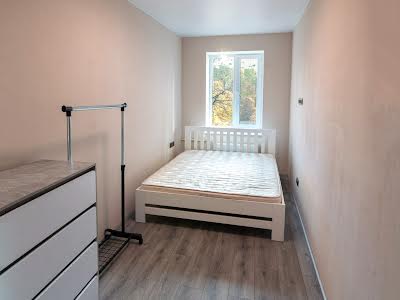 квартира за адресою Новгород-Сіверська вул. (Новгородська), 4