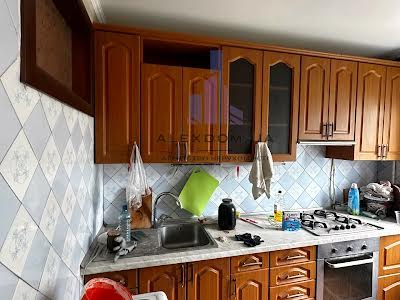 квартира за адресою Хорольська вул., 10