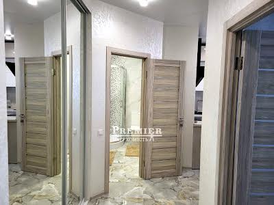 квартира за адресою с. Крижанівка, Академіка Сахарова вул., 3г