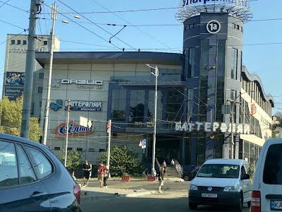 квартира за адресою Митрополита Василя Липківського вул. (Урицького), 18