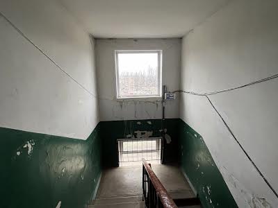 квартира за адресою Димитрова, 104