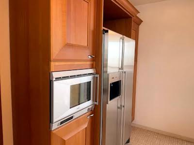 квартира за адресою Кропивницького вул., 10
