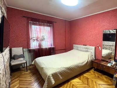 квартира за адресою Бельведерська вул., 52