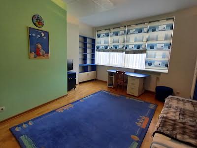 квартира за адресою Старонаводницька вул., 14