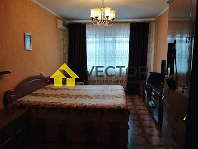 квартира по адресу Героев Сталинграда ул., 9