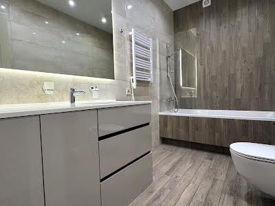 квартира за адресою Андрія Верхогляда вул. (Михайла Драгомирова), 11