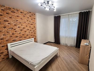 квартира по адресу Академика Глушкова просп., 9-Д