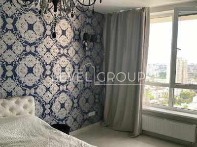 квартира за адресою Солом'янська пл., 20В
