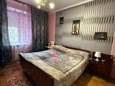 квартира за адресою Леоніда Перфецького вул., 20