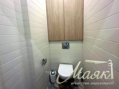 квартира по адресу Кирилло-Мефодиевская ул., 2