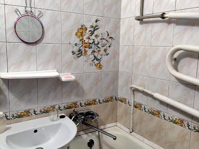 квартира за адресою Перемоги вул., 75