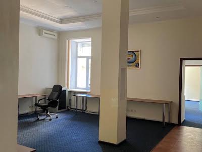 коммерческая по адресу Богдана Хмельницкого ул., 42