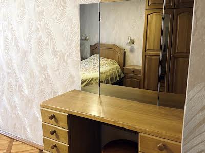 квартира за адресою Золотоустівська вул., 44/22