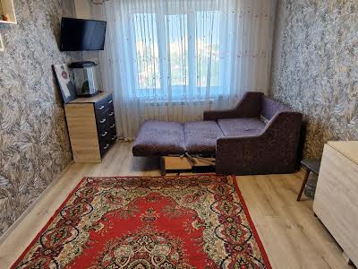 кімната за адресою Миру просп., 12