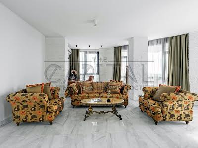квартира за адресою Андрія Верхогляда вул. (Михайла Драгомирова), 4