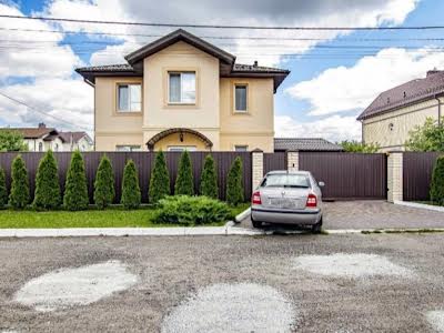 дом по адресу с. Петропавловская борщаговка, Паркова, 72