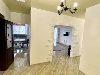 квартира за адресою Дніпровська набережна вул., 1-А