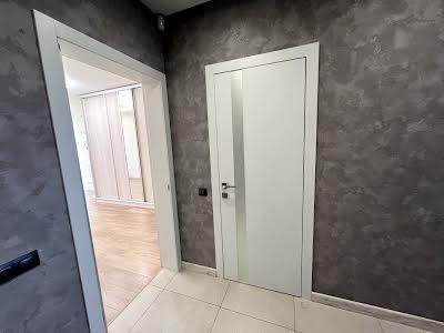 квартира за адресою Перлинна вул., 3