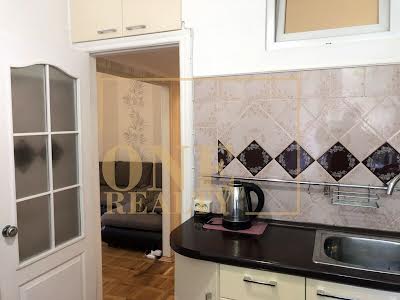 квартира за адресою Машинобудівна вул., 34