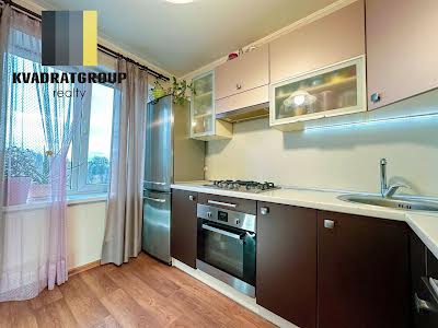 квартира за адресою Киргизька вул., 3