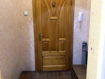 кімната за адресою Прирічна вул., 37