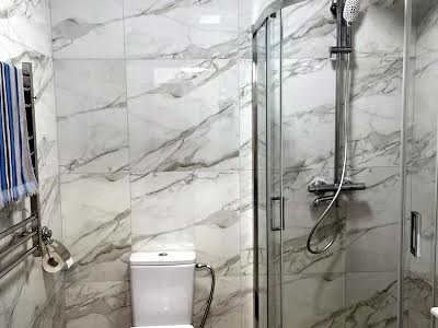 квартира по адресу Ревуцкого ул., 40в