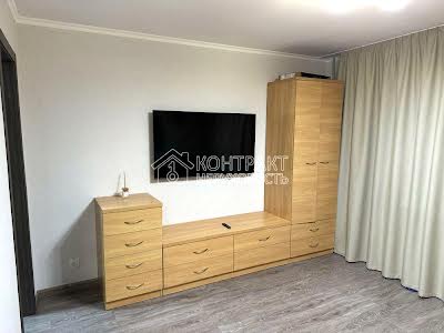 квартира за адресою Астрономічна вул., 35г