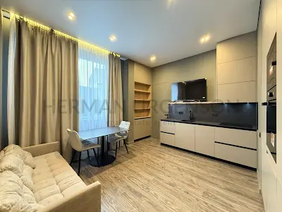квартира за адресою Руська вул., 42