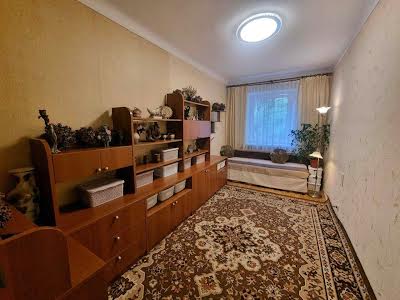 квартира за адресою Михайла Бойчука вул. (Кіквідзе), 23
