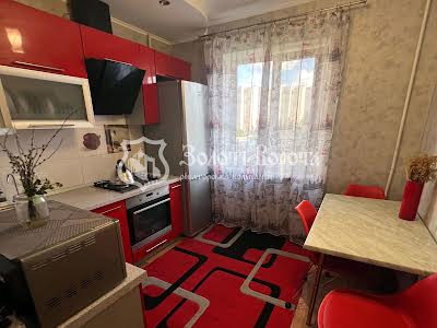 квартира за адресою Свободи просп., 4