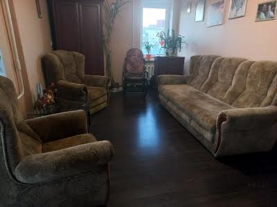 квартира по адресу Героев пер., 21