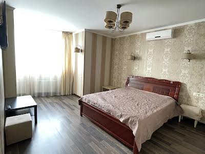 квартира за адресою Бабкіна пров., 6