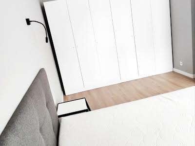 квартира за адресою Метрологічна вул., 28