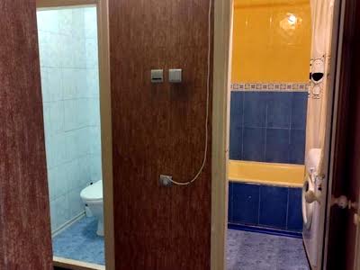 квартира за адресою Анни Ахматової вул., 19