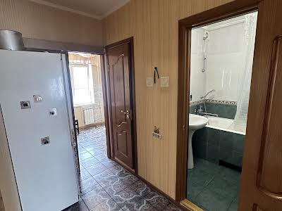 квартира за адресою Радунська вул., 46-Б