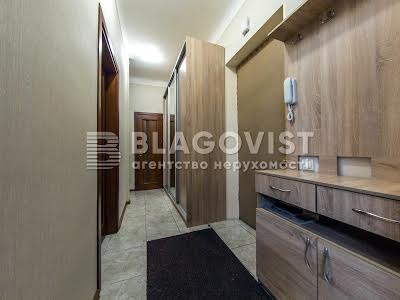 квартира по адресу Кловский спуск, 4