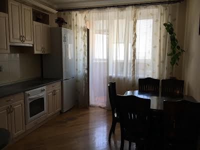 квартира за адресою Миколи Бажана просп., 14