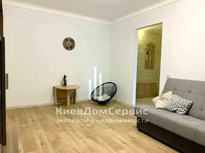 квартира за адресою Білоруська вул., 15а