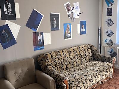 квартира за адресою Романа Шухевича просп. (Генерала Ватутіна), 24а