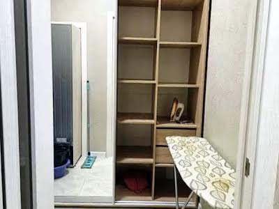 квартира за адресою Довга вул., 1а