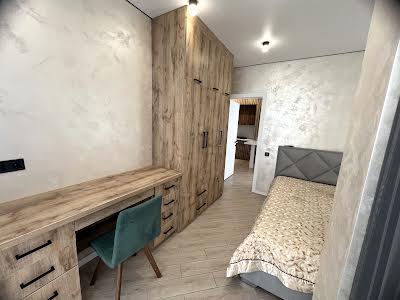 квартира за адресою Покровська вул., 5