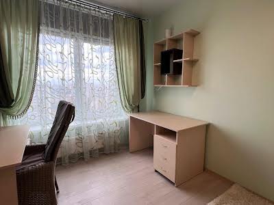 квартира за адресою Польова вул., 73