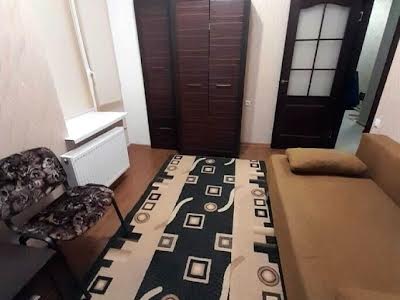 квартира за адресою Тарасівська вул., 25
