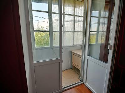 квартира за адресою заводська, 9