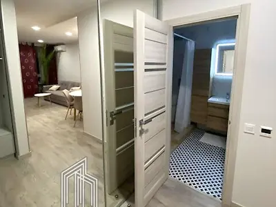 квартира за адресою Зарічна вул., 2