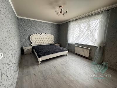 квартира за адресою Ревуцкого, 42