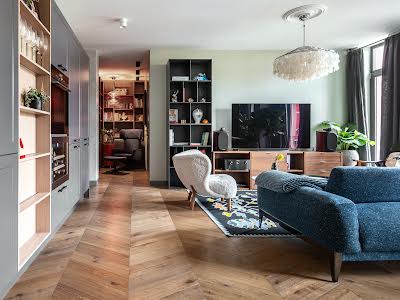 квартира за адресою Регенераторна вул., 4